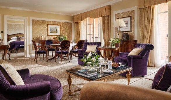 Lady Gregory Suite - Living Room