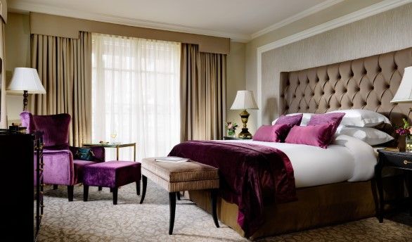 One Bedroom Suite with Balcony - Bedroom