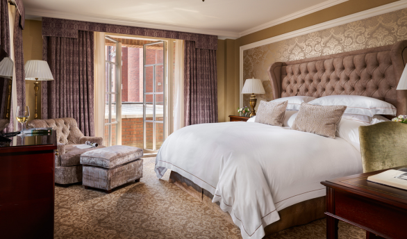Luxury Suite