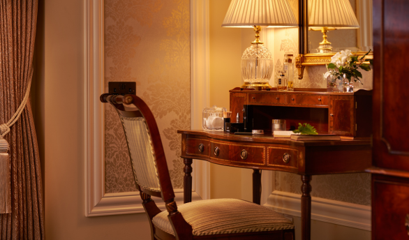 Lady Gregory Suite Bedroom