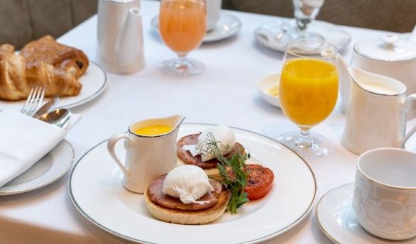 Seasons Restaurant - Breakfast