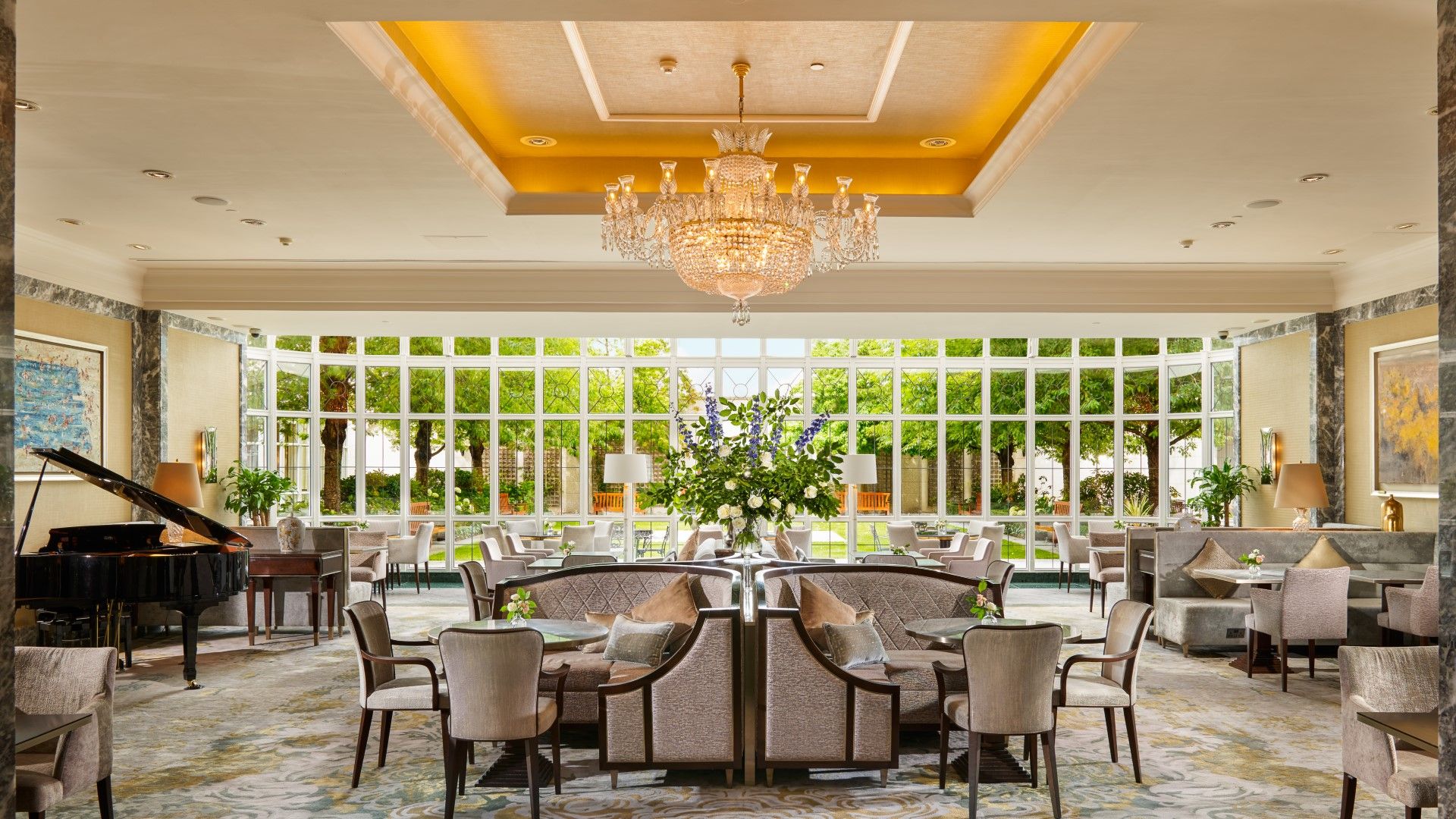 Lobby Lounge (1) (Custom)