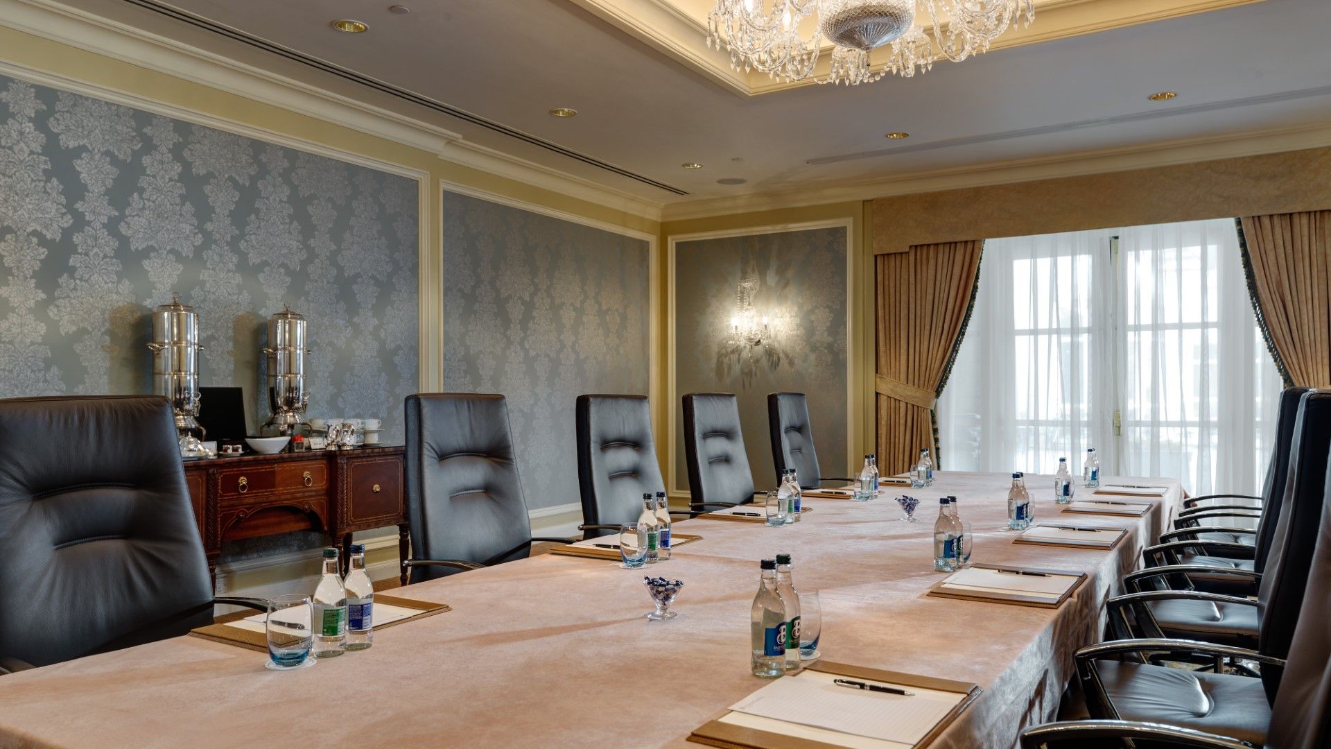 Boardroom Setup (Custom)