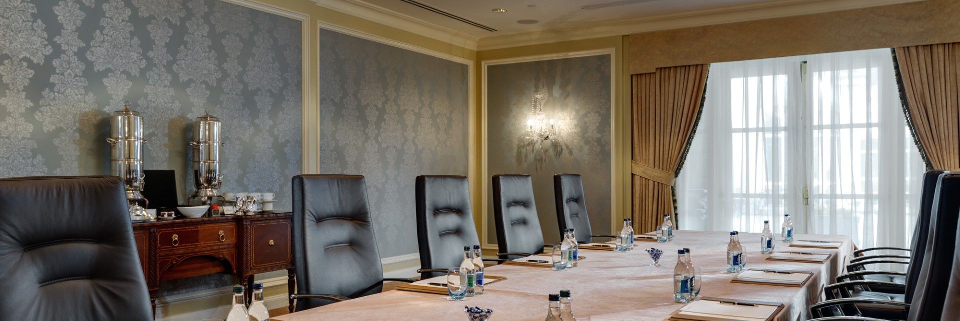 Boardroom Setup (Custom)