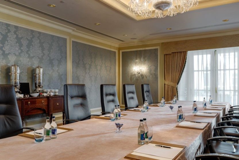 Boardroom Setup (Custom)