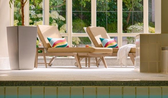 Pool Deck & Loungers