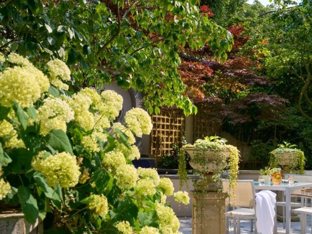 Terrace  full res www.intercontinentaldublin.ie